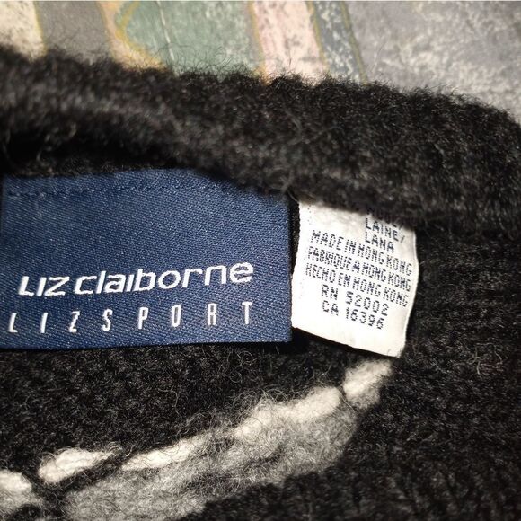 Vintage Fair Isle black & white knit 100% wool sweater - Picture 3 of 8